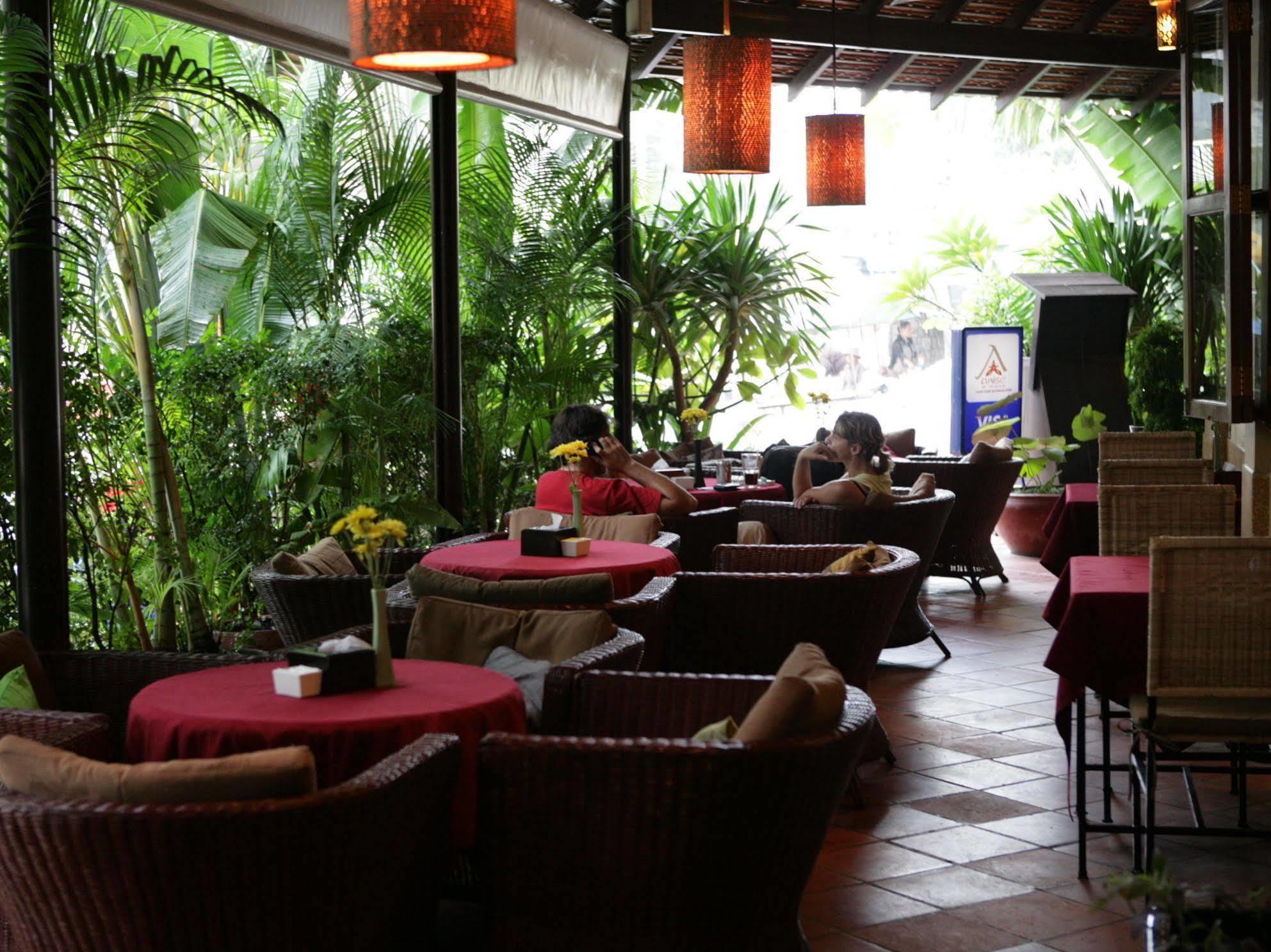 Anise Hotel And Restaurant Phnom Penh Ngoại thất bức ảnh