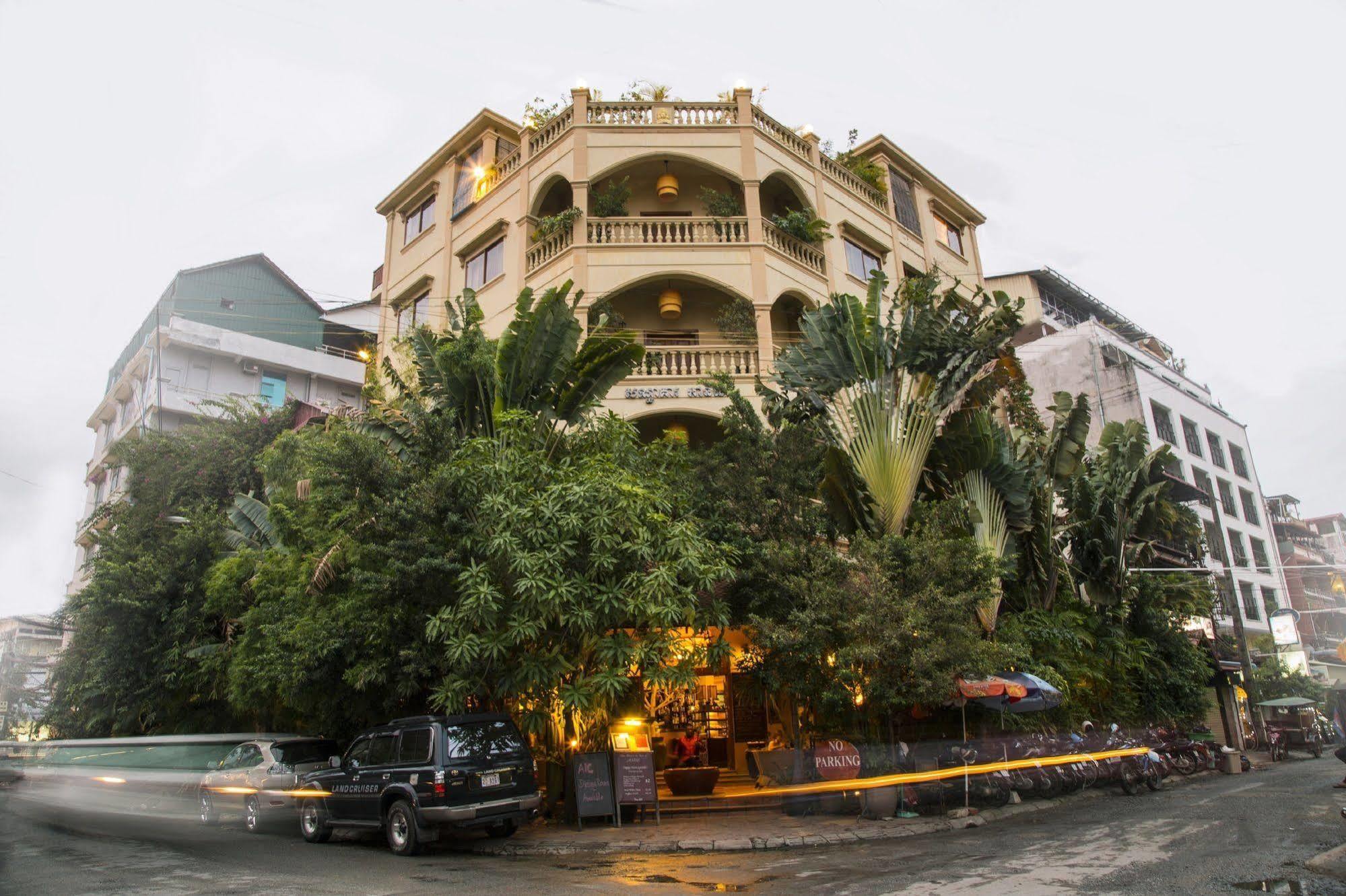 Anise Hotel And Restaurant Phnom Penh Ngoại thất bức ảnh