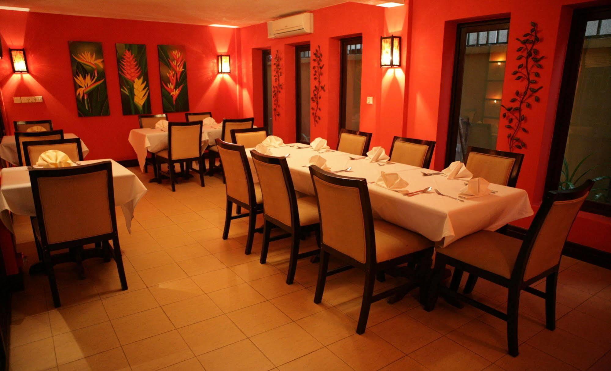 Anise Hotel And Restaurant Phnom Penh Ngoại thất bức ảnh