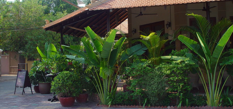 Anise Hotel And Restaurant Phnom Penh Ngoại thất bức ảnh